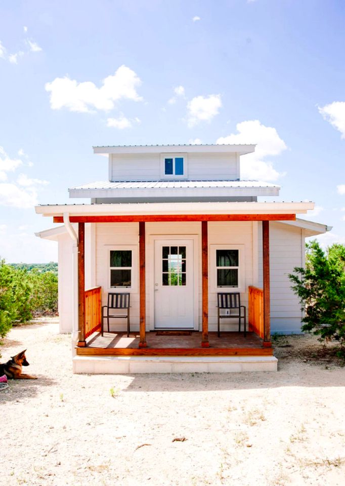 Handcrafted Cabin Rental Ideal for Weekend Trips from Austin