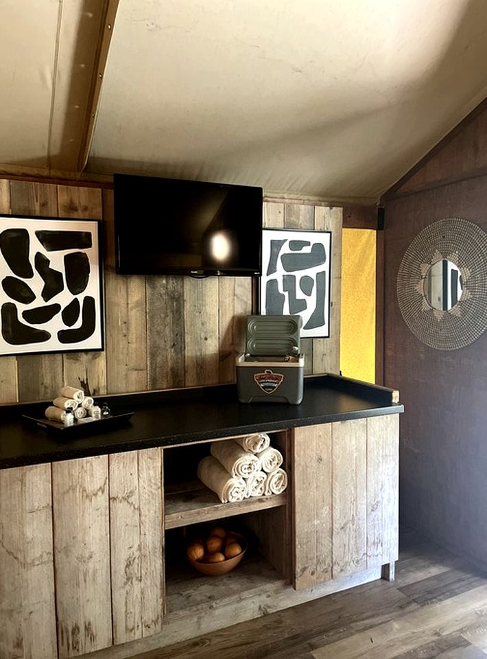 Enjoy a Glamping Experience on this Safari Tent Perfect for Groups in Gatlinburg, Tennesse