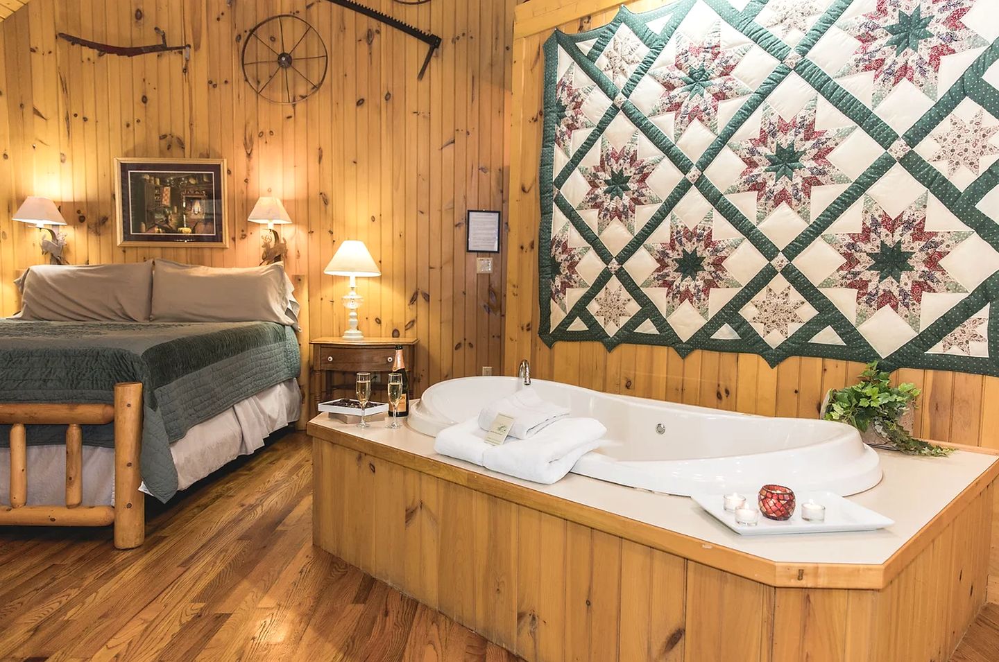 Secluded Cottage with Indoor Hot-Tub Ideal for Couples in Virginia