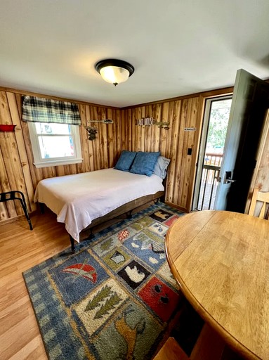 Cabins (United States of America, Hot Springs, South Dakota)