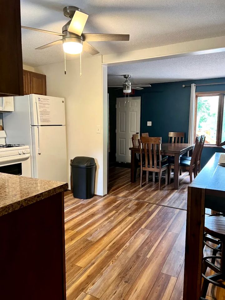 Lakefront Cabin with Deck Great for Families in South Dakota