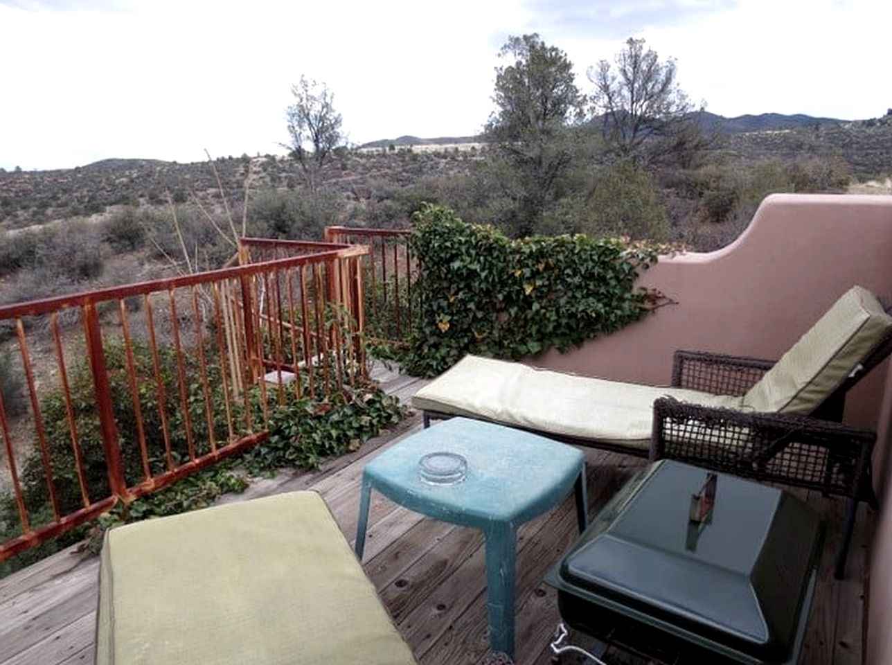 Vacation Rental with Relaxing Jacuzzi near Little Granite Mountain, Arizona