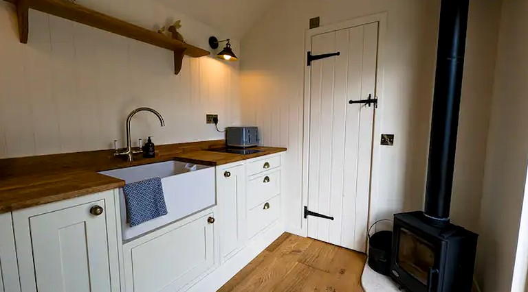 Huts (United Kingdom, Bedale, Yorkshire)