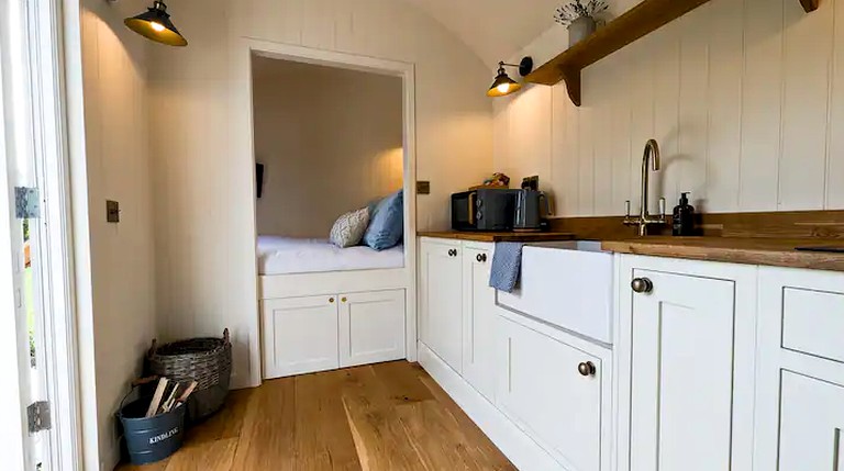 Huts (United Kingdom, Bedale, Yorkshire)