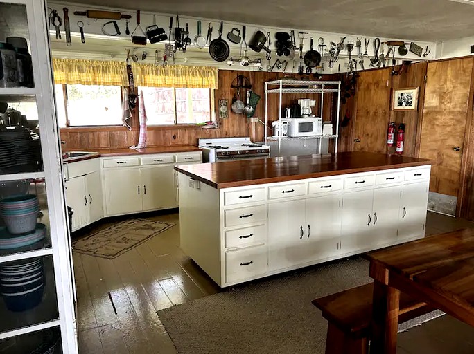 Komakawai Lodge | Cabins (Captain Cook, Hawaii, United States of America)