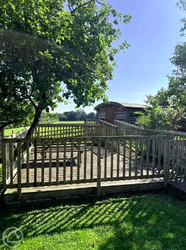 Annie Elizabeth | Pods (Penrith, Cumbria, United Kingdom)