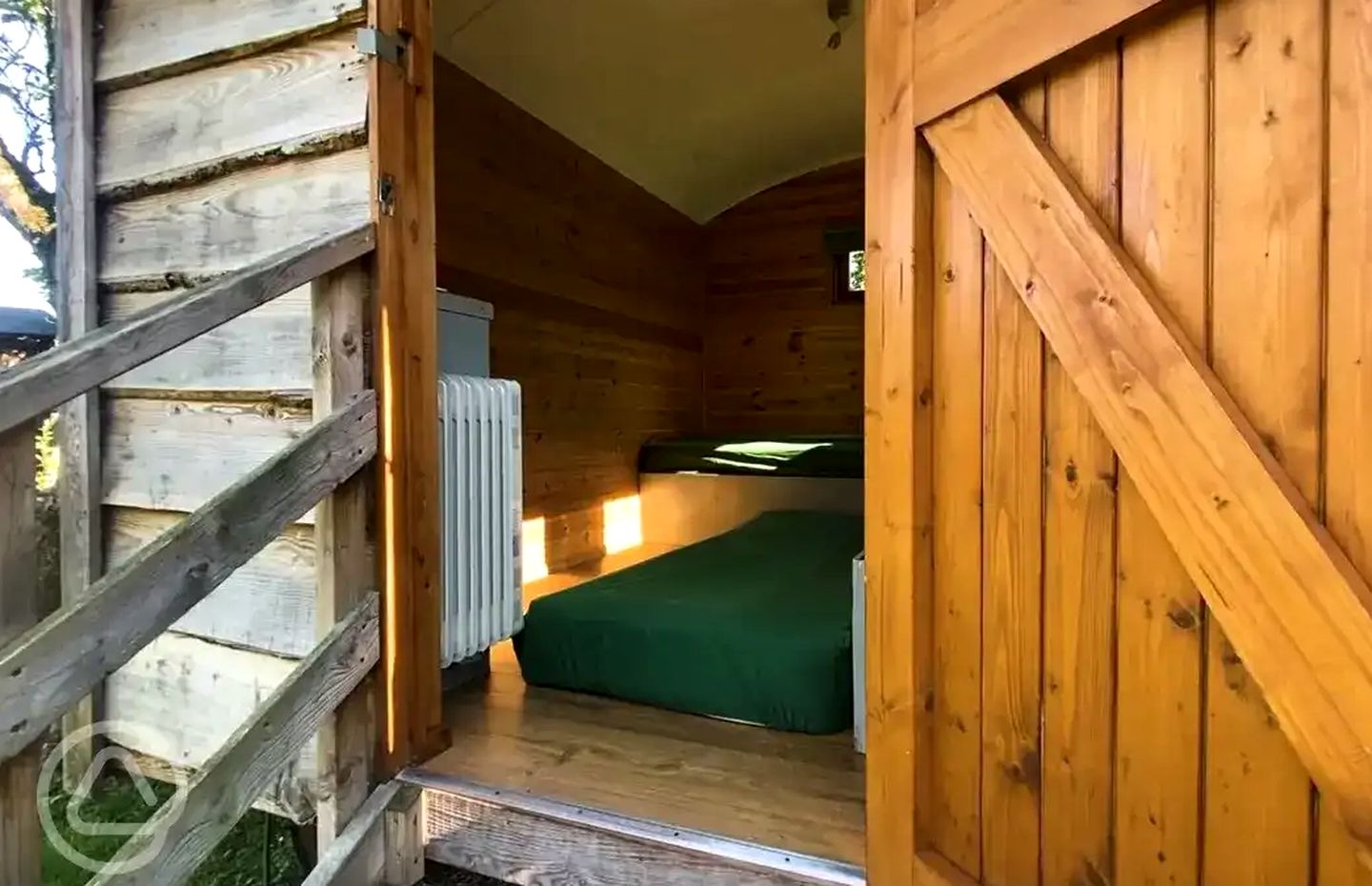 Cozy Pods with Beautiful Outdoors and Hiking Trails in UK