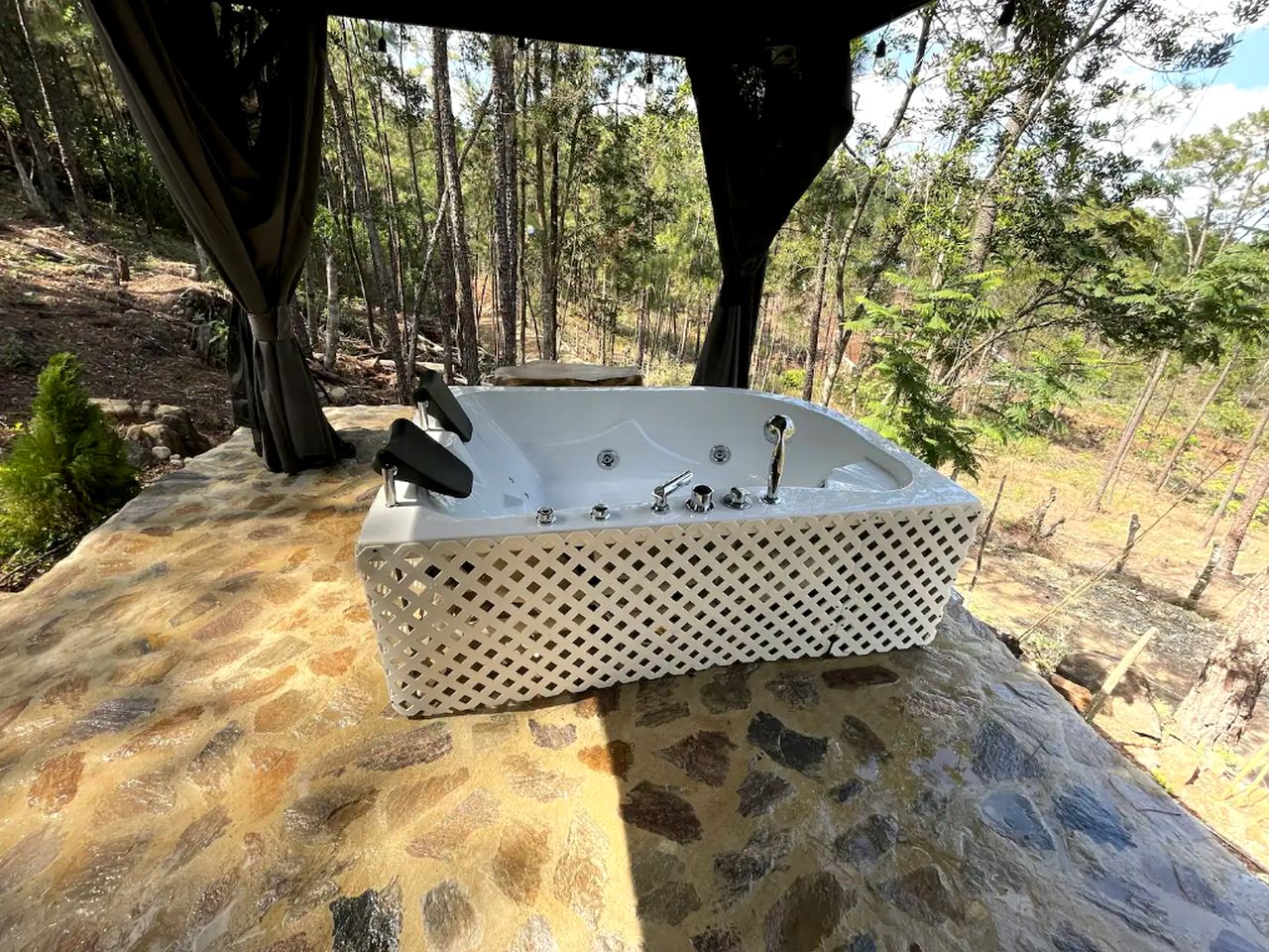 Idyllic Pods with Covered Jacuzzi Great for Couples in Dominican Republic