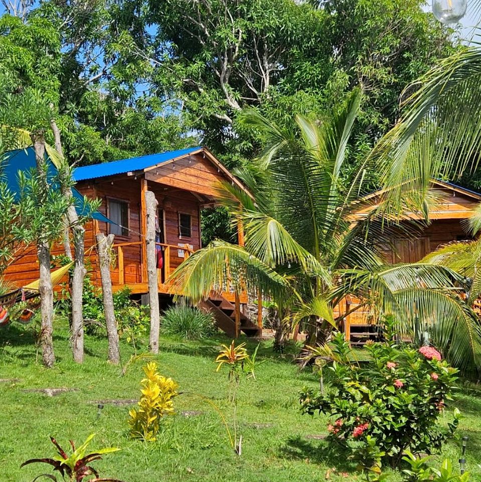 Cozy Romantic Cabins with Breathtaking Views and Deck in Nicaragua
