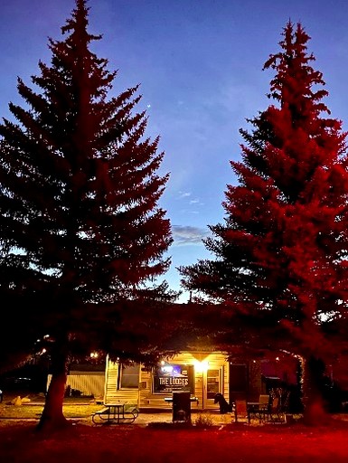 Group 11) THE LODGE | Cabins (Oak Creek, Colorado, United States of America)