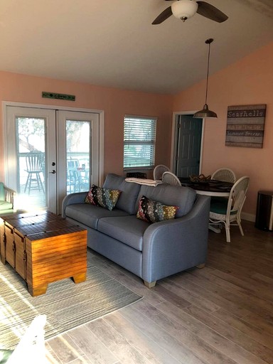 The Micco Fishing Bungalow on the Indian River FL | Cottages (Micco, Florida, United States of America)