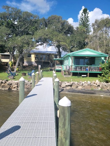 The Micco Fishing Bungalow on the Indian River FL | Cottages (Micco, Florida, United States of America)