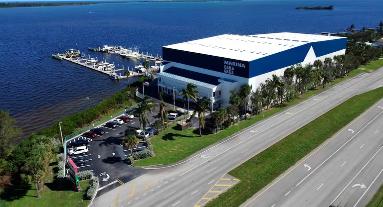 The Micco Fishing Bungalow on the Indian River FL | Cottages (Micco, Florida, United States of America)