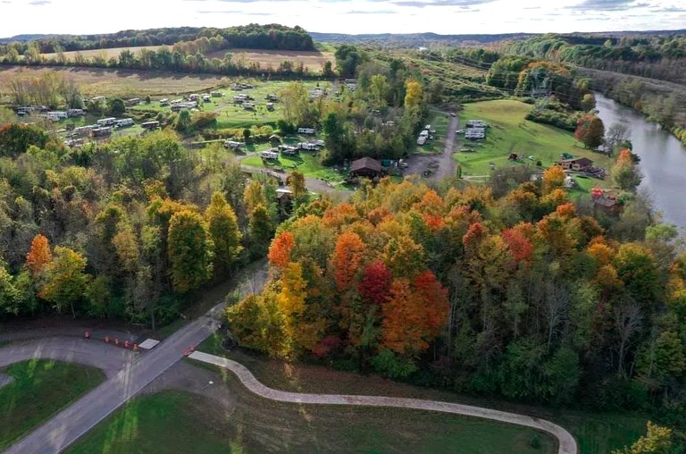 Group 038) Cabin-  Primitive/ No Pets | Vacation Rentals (Macedon, New York, United States of America)
