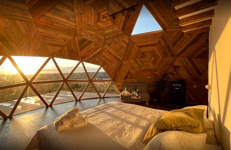 Luxury glamping dome for holiday in Spain.