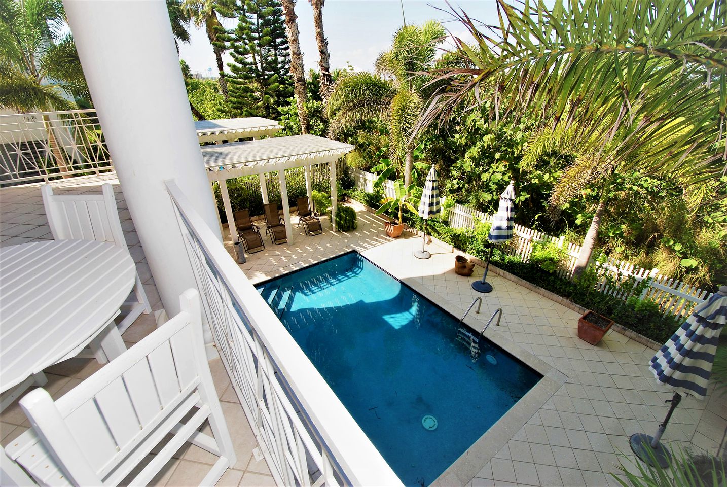 Spacious Beach House with Pools, Hot-Tub and Tennis Court in South Padre Island, Texas