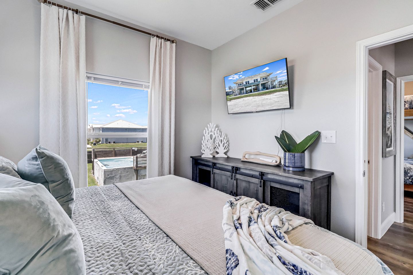 Incredible Beach House with Beach Access in Rockport, Texas