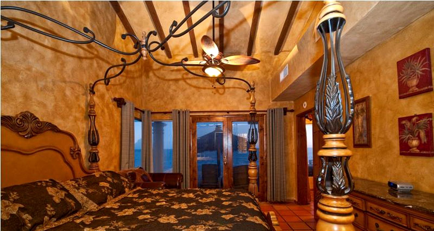 Stunning Villa Overlooking the Gulf of California in Puerto Peñasco, Mexico