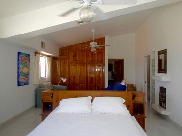 undefined photo 2