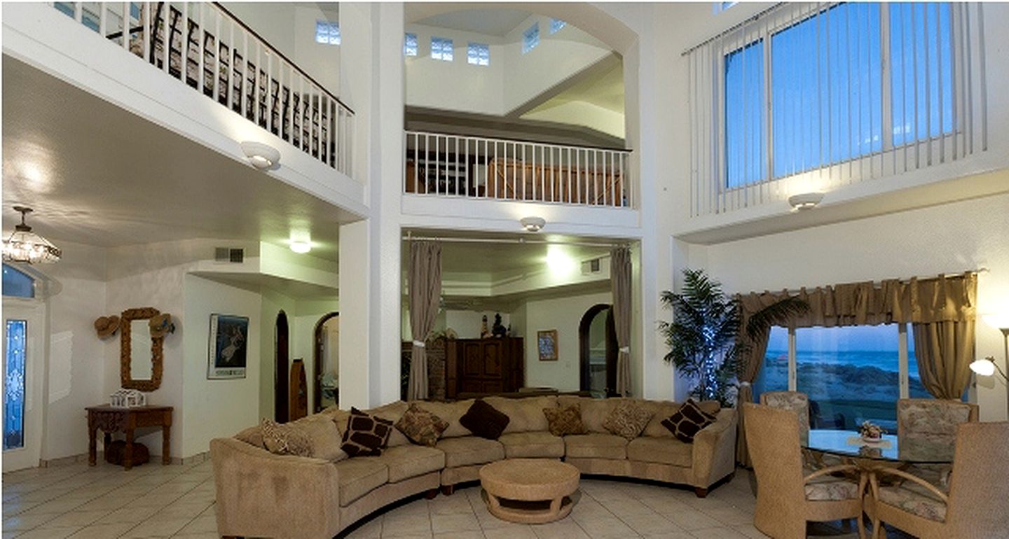 Incredible Beach-Front Vacation Rental Perfect for Groups and Events in Sonora, Mexico