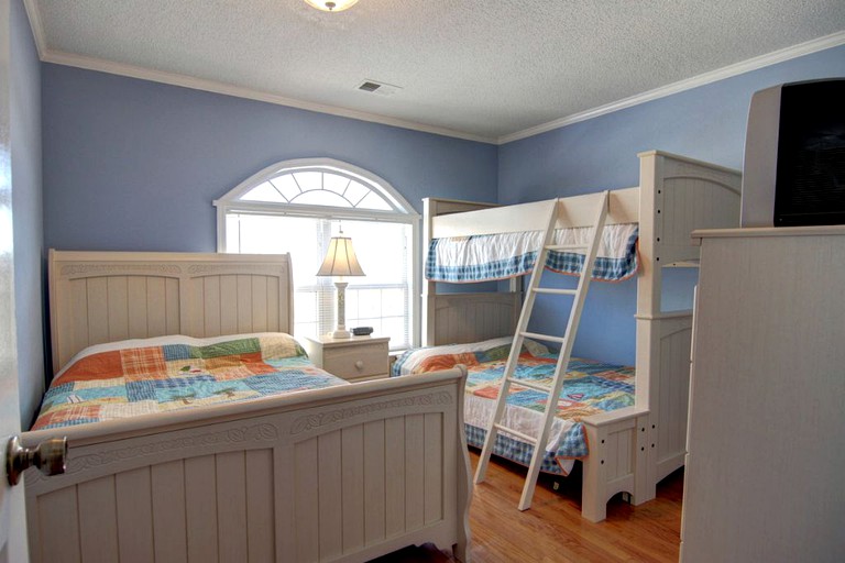 Beach Houses (Holden Beach, North Carolina, United States)