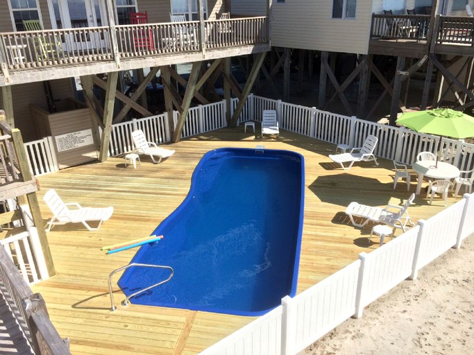 Beach Houses (Holden Beach, North Carolina, United States)