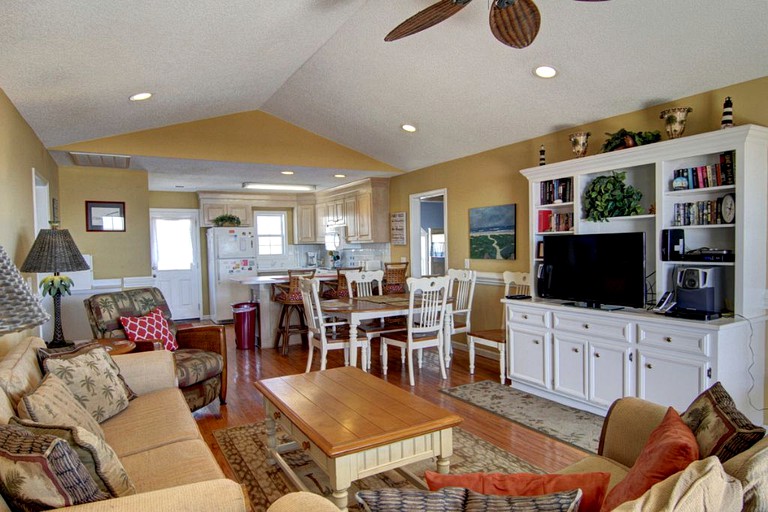 Beach Houses (Holden Beach, North Carolina, United States)