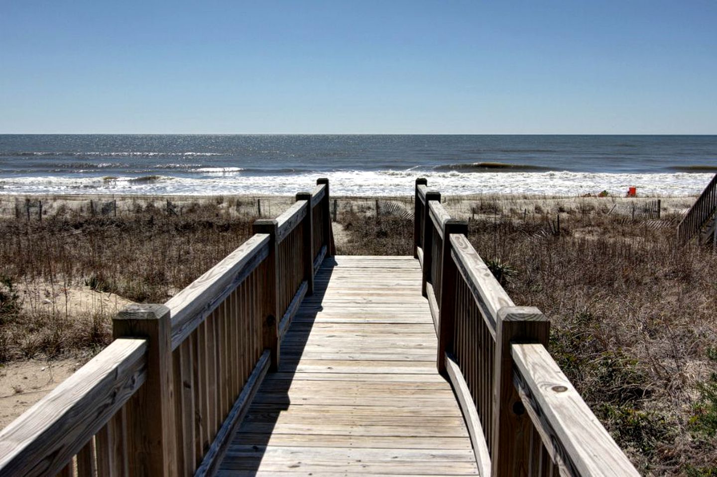 Elevated Oceanfront Cabin for a Relaxing Getaway in Holden Beach, North Carolina