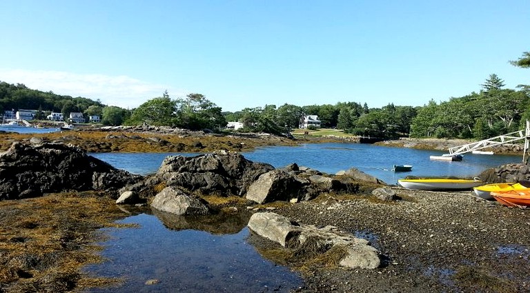 Cottages (East Boothbay, Maine, United States)