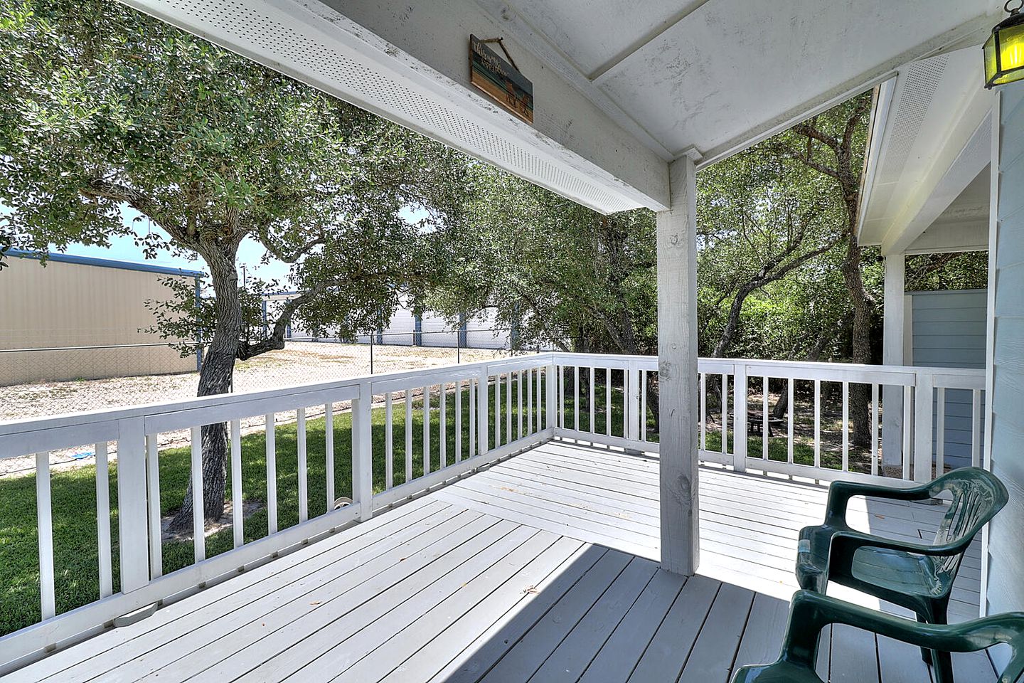 Great Family Cabin with Fire Pit Perfect for Outdoor Activities in Rockport, Texas