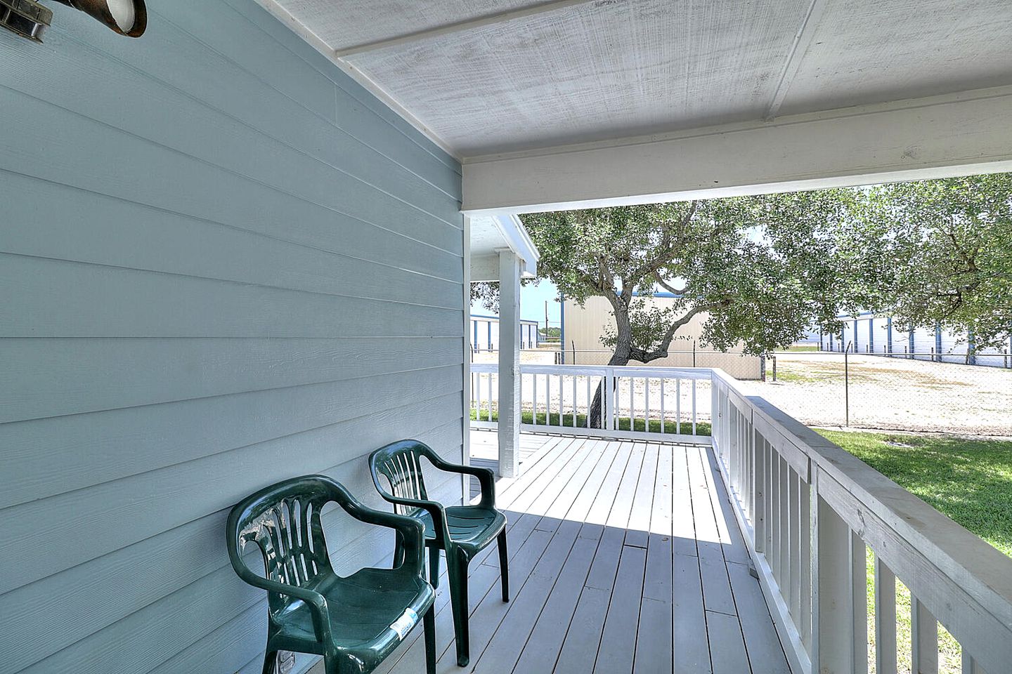 Great Family Cabin with Fire Pit Perfect for Outdoor Activities in Rockport, Texas