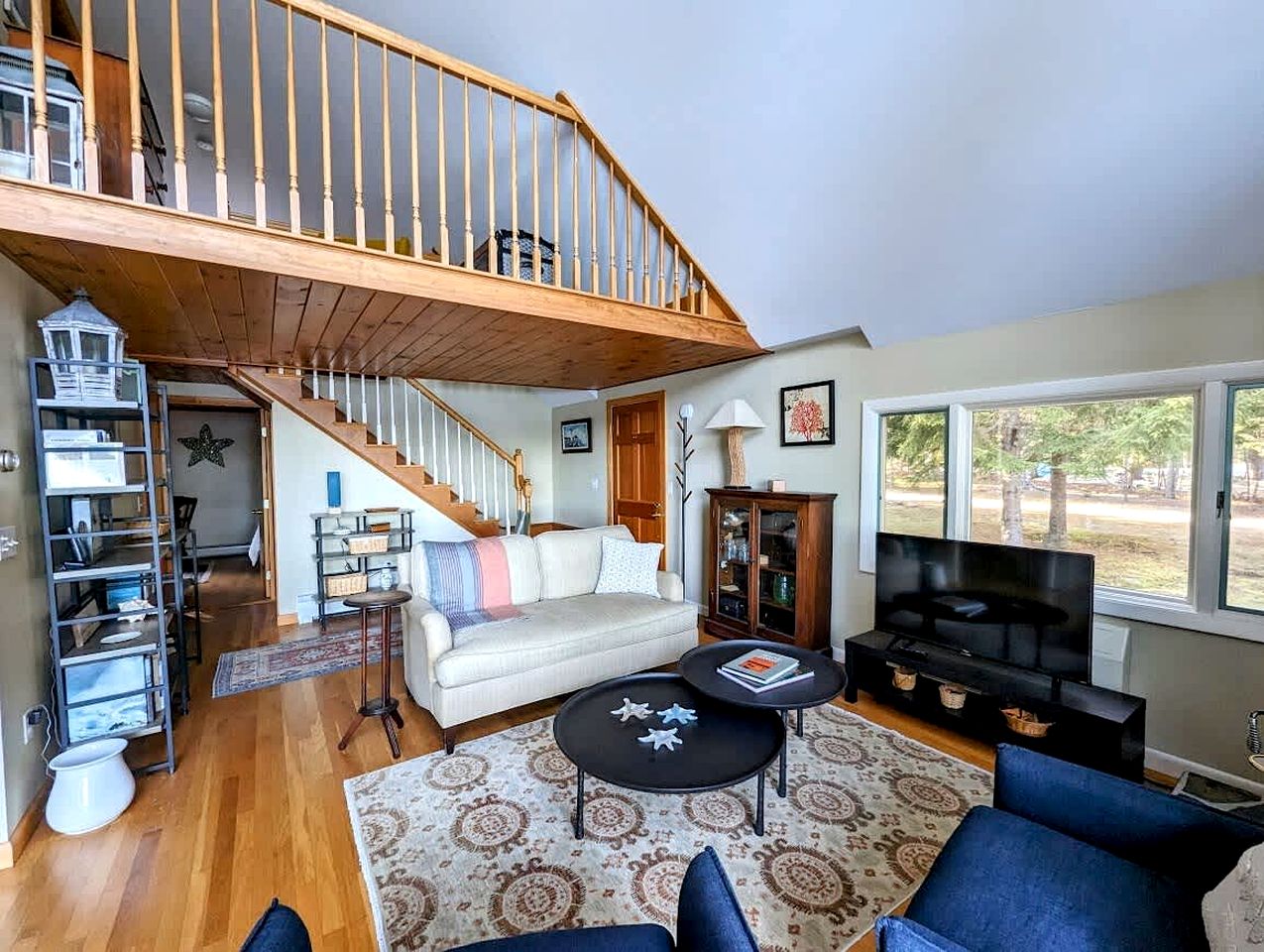 Oceanfront Cottage with Fire Pit & Direct Water Access Near Acadia National Park in Hancock, Maine