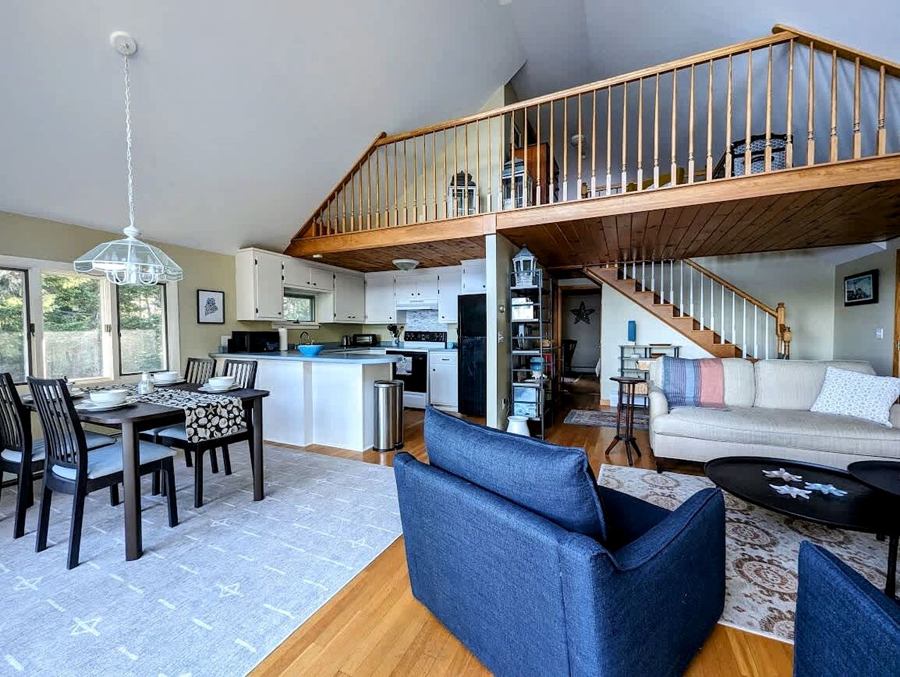 Oceanfront Cottage with Fire Pit & Direct Water Access Near Acadia National Park in Hancock, Maine