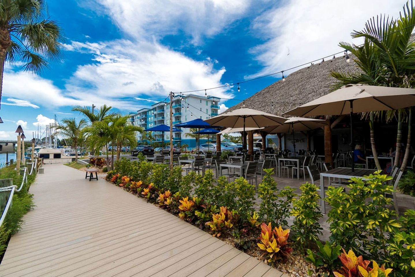 Pet-Friendly Equipped Boat Rental with Private Rooftop Deck and Views in Florida