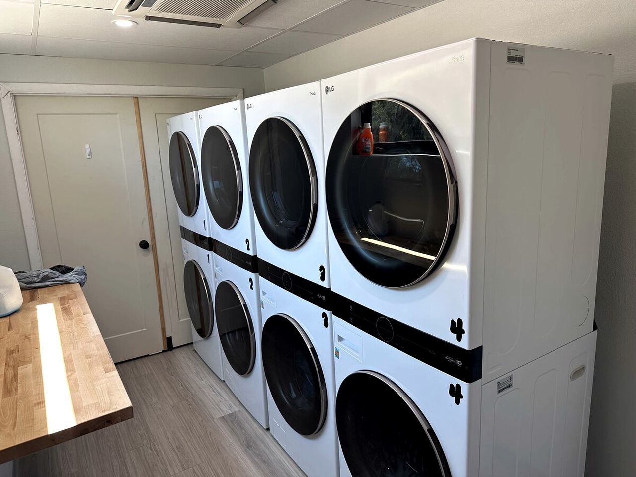 Pet-Friendly Equipped Boat Rental with Private Rooftop Deck and Views in Florida