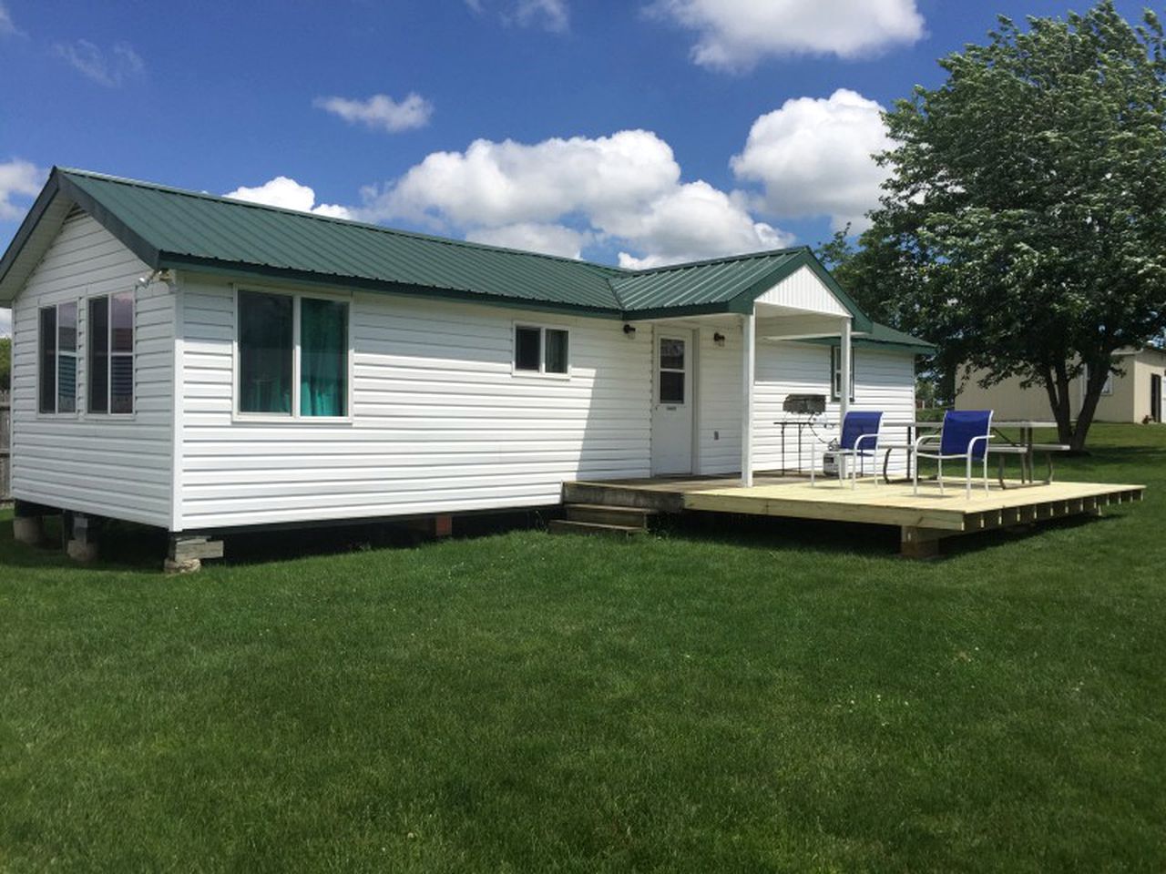 Cottage In 1000 Islands Of New York