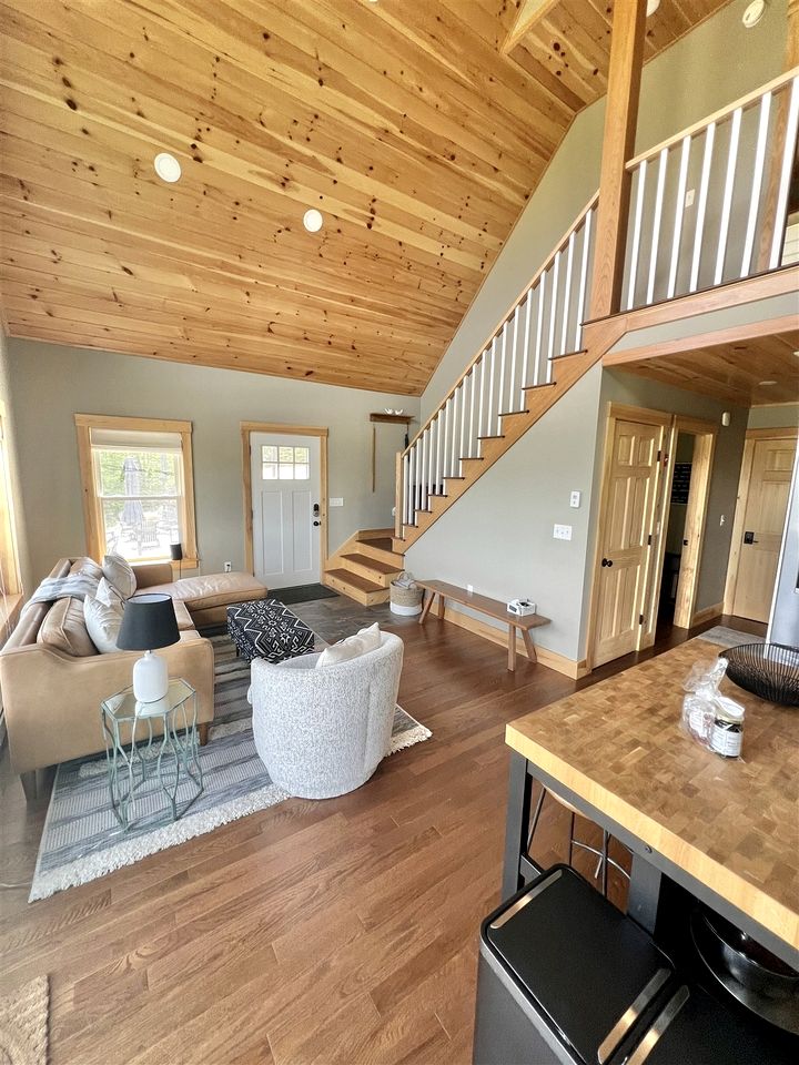 Beautiful Modern Cottage with Stunning Natural Views in Sebago, Maine