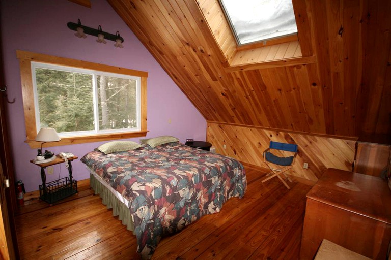 Cabins (Bowerbank, Maine, United States)