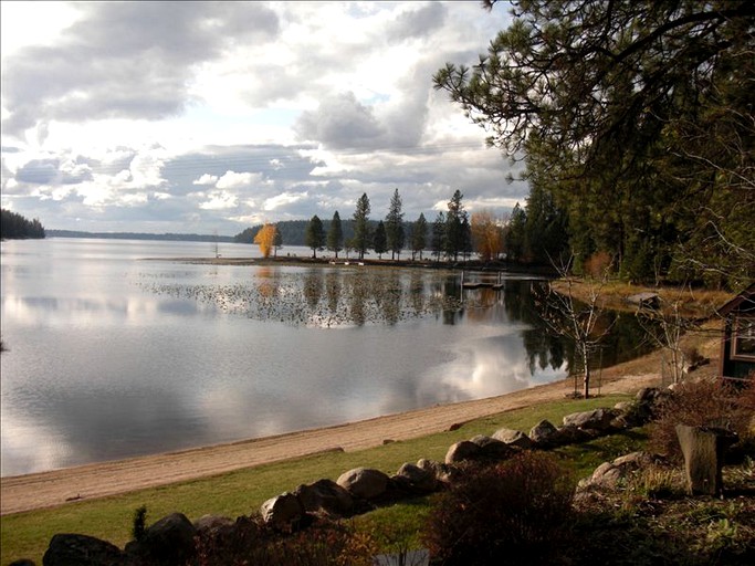 Cabins (Hayden, Idaho, United States)