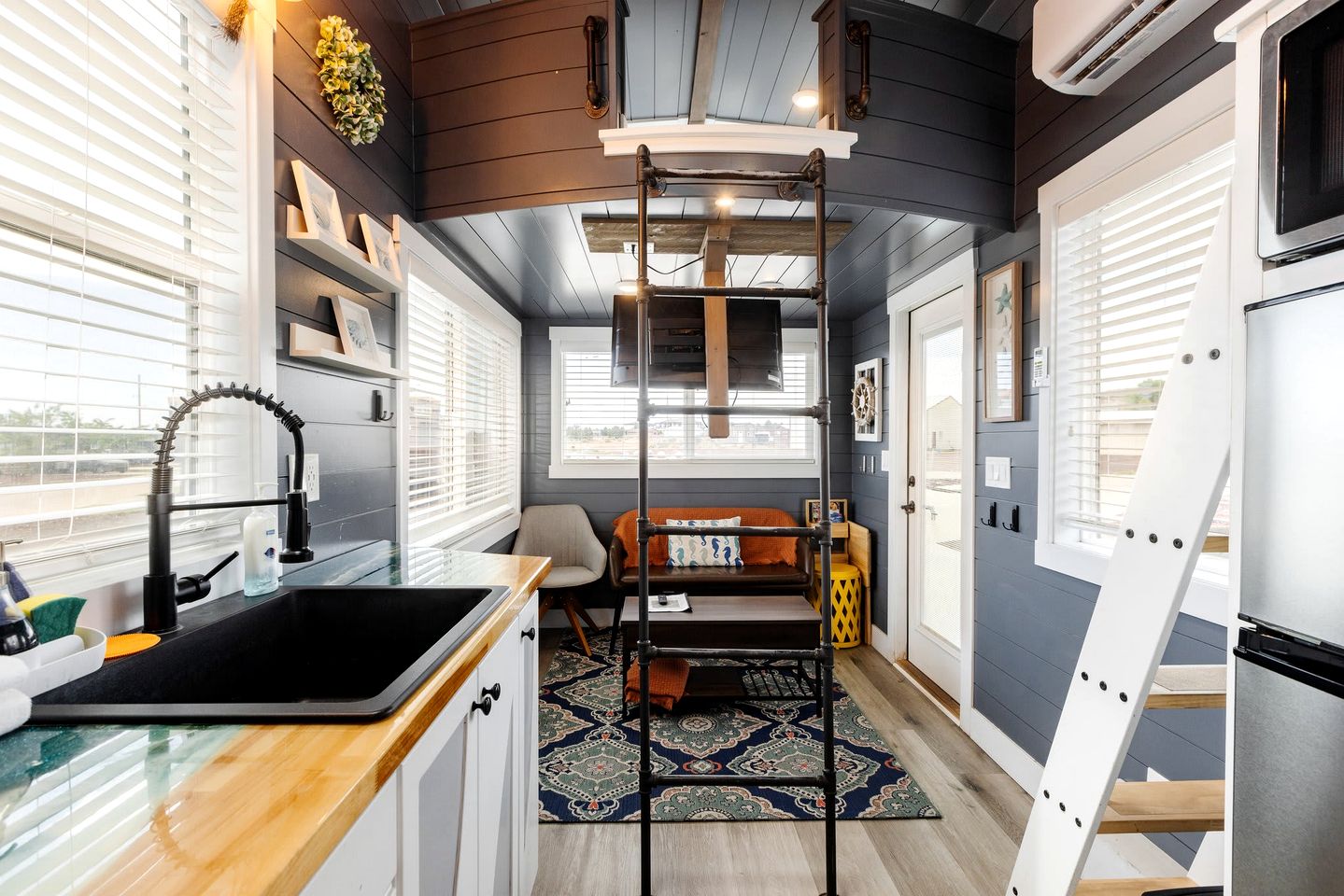 Secluded Bliss: Contemporary Tiny House with Deck in Apple Valley