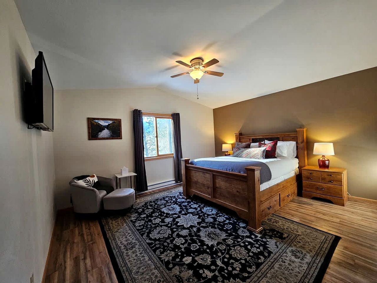 Beautiful Vacation Rental with Creek Running Through the Property for a Relaxing Getaway in Nature in Breckenridge, Colorado