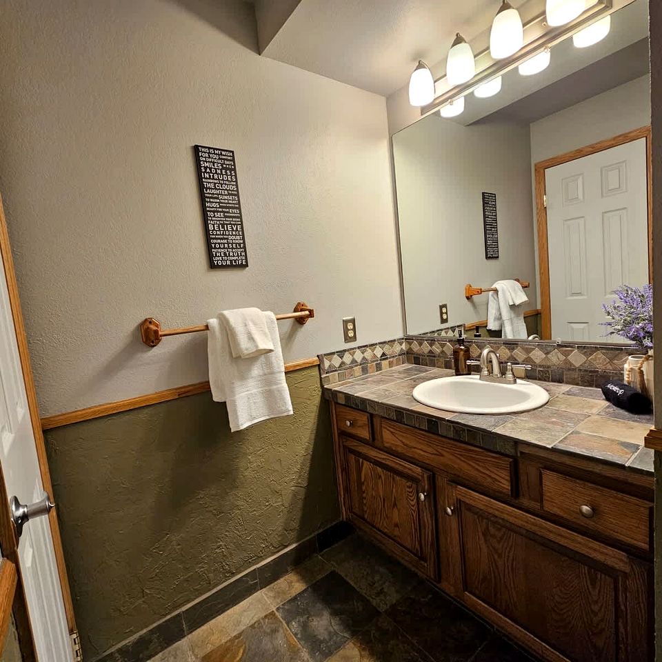 Beautiful Vacation Rental with Creek Running Through the Property for a Relaxing Getaway in Nature in Breckenridge, Colorado