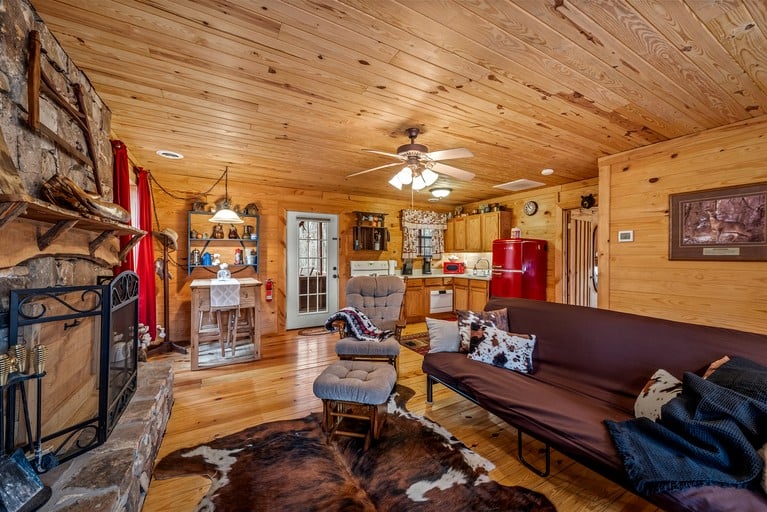 Cabins (United States of America, Mentone, Alabama)
