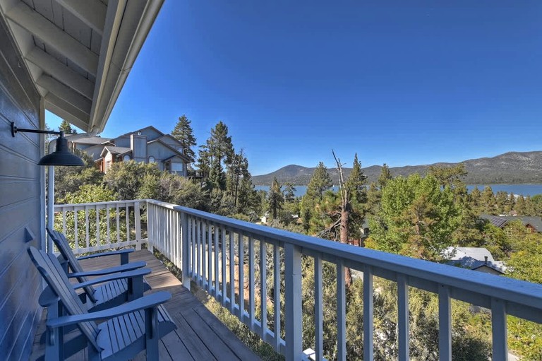 Cabins (United States of America, Big Bear Lake, California)