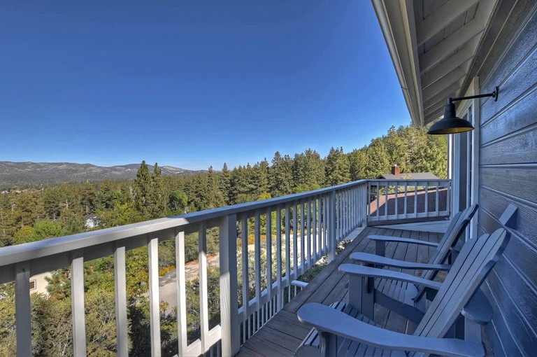 Cabins (United States of America, Big Bear Lake, California)