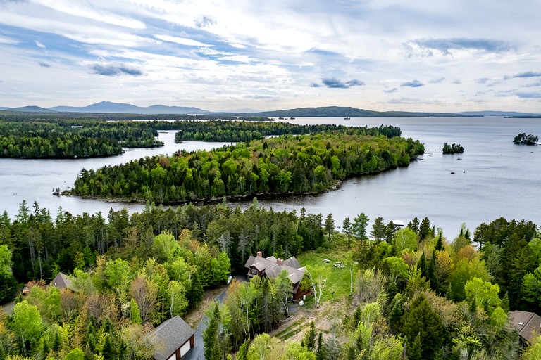 Cabins (United States of America, Lily Bay Township, Maine)