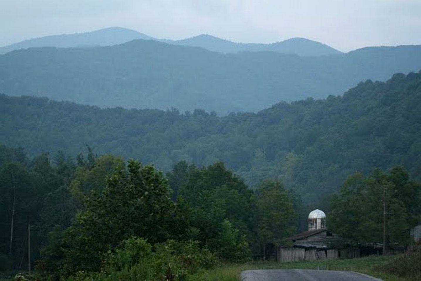 Secluded Cabin Getaway in the Mountain Town of Burnsville, North Carolina