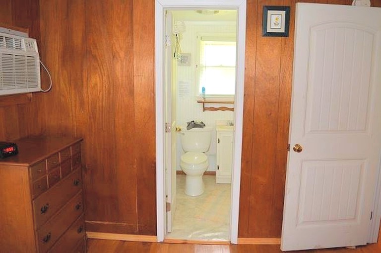 NOLAND POINT RESORT, Cabins 42851, Theodosia, United States of America