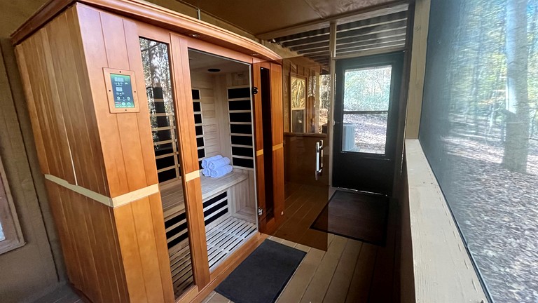 Cabins (United States of America, Cleveland, Georgia)