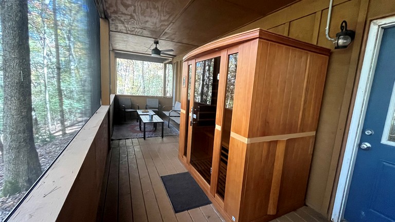 Cabins (United States of America, Cleveland, Georgia)